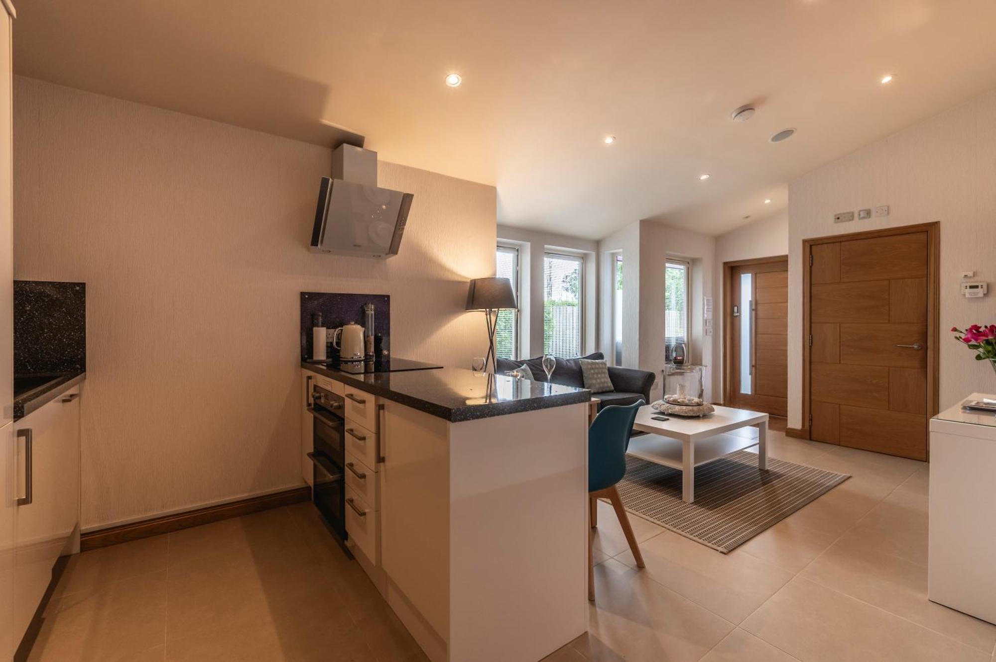 The Retreat Cabin Pitlochry Bagian luar foto