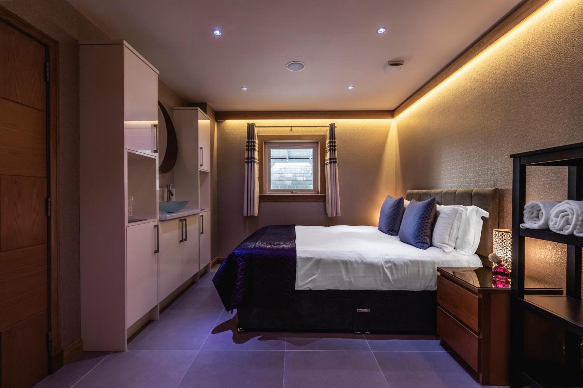 The Retreat Cabin Pitlochry Bagian luar foto