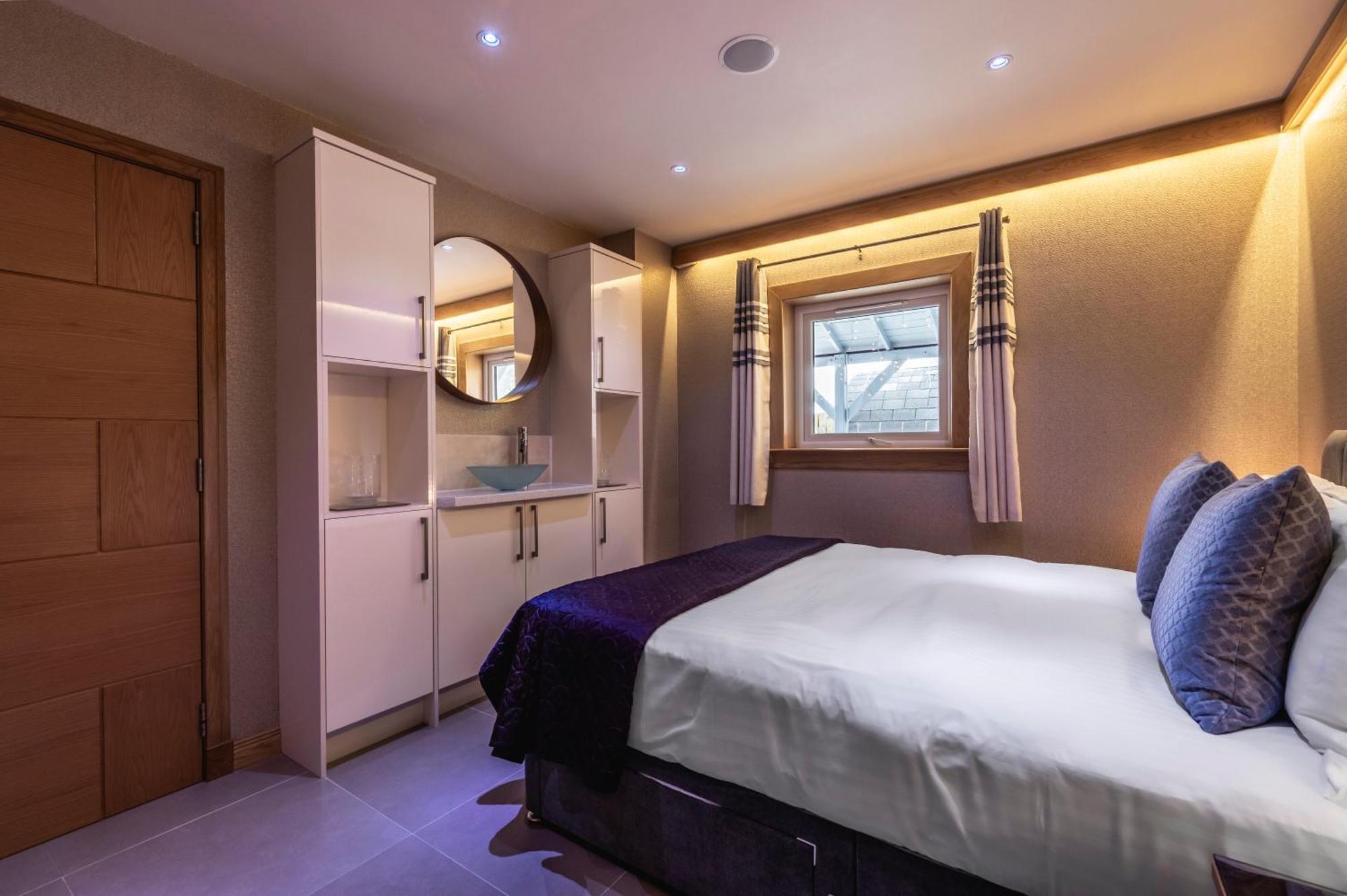 The Retreat Cabin Pitlochry Bagian luar foto